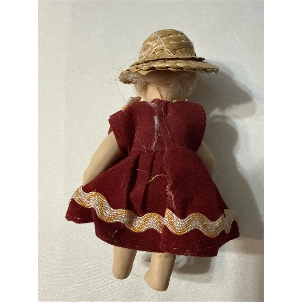 Collectable Porcelain 4